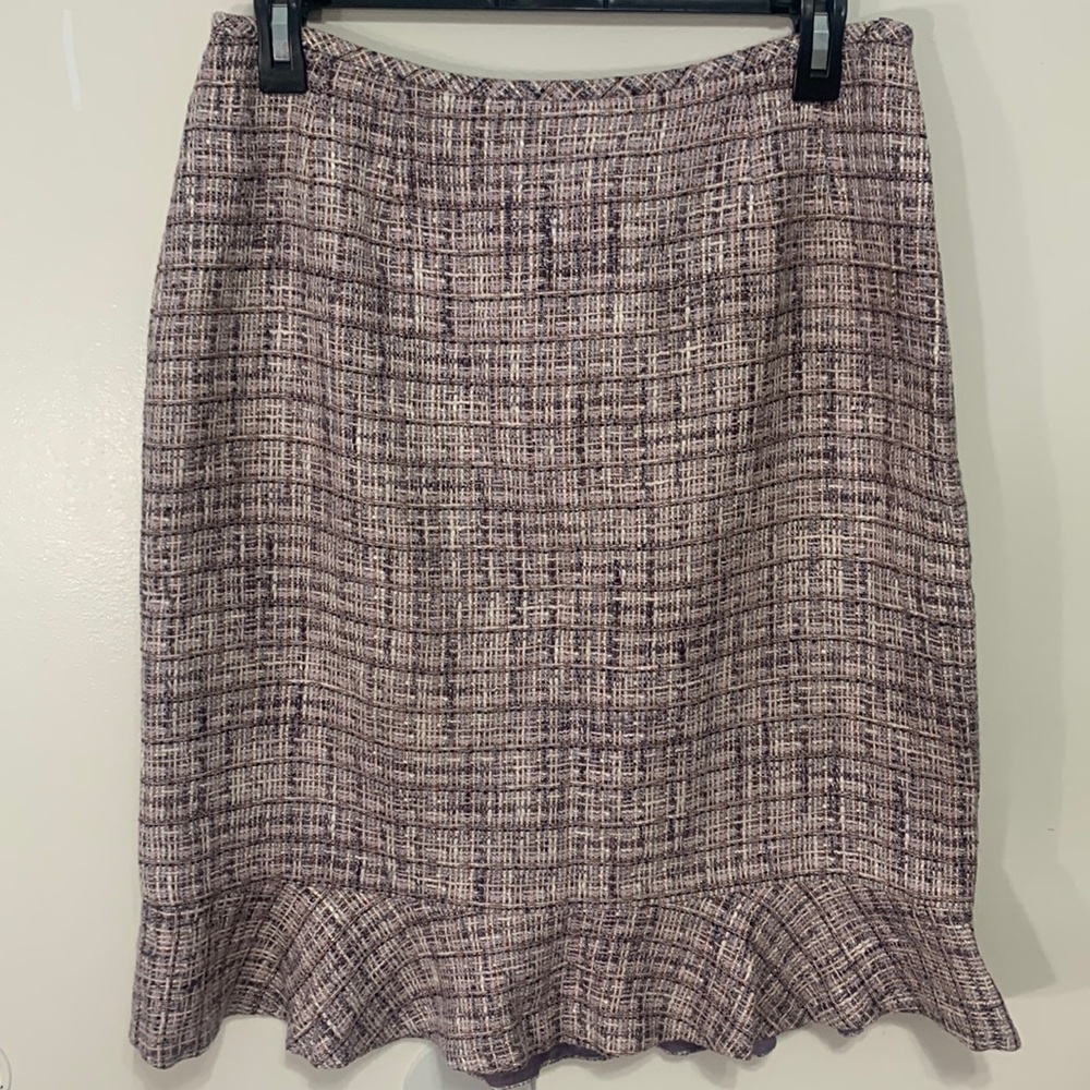 LE SUIT tweed pencil skirt with ruffled bottom